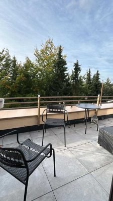 Feldrandlage: Sanierte 4-Zimmer-Wohnung mit Loggia in Mainz-Finthen