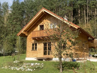 *** RESERVIERT *** Balsam für die Seele! Ihre Lebensqualität im neuwertigen Blockhaus!