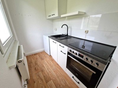 *2 NKM frei als Einzugsgeschenk!* 1-Zimmer-Wohnung mit Einbauküche zu vermieten