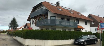 Geräumige 4-Zimmer Wohnung mit großem Balkon in Hülben