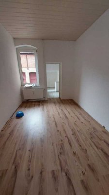 Helle und schöne 2,5 Zimmerwohnung