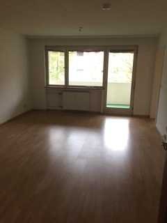 3-Zimmer-Wohnung mit Balkon und EBK in Freiburg im Breisgau