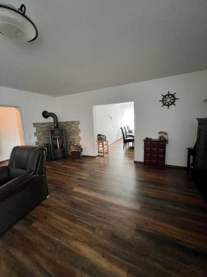 Exklusive 4-Zimmer Wohnung mit Balkon in Bad Oldesloe