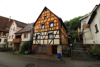 Historische Immobilie mit Charme – Sanierungsprojekt im Ortskern von Widdern