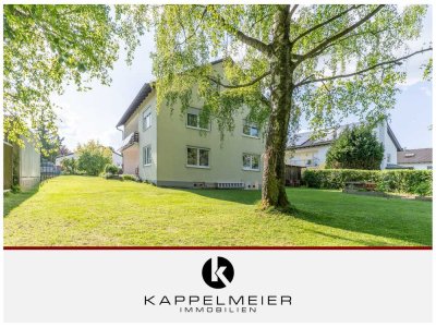 Wohnhaus mit drei Einheiten und großem Grundstück in Bittenbrunn