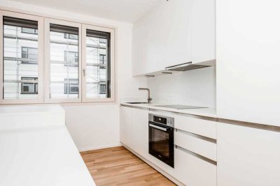 Moosach: 3-Zimmer-Wohnung mit EBK