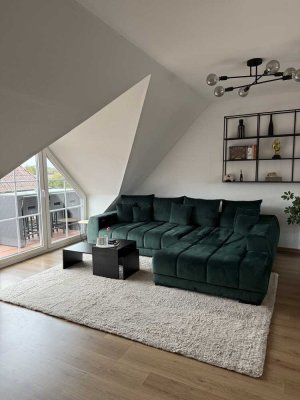 Moderne 2-Zimmer-Wohnung mit Carport, Schuppen und Dachboden in Altwarmbüchen