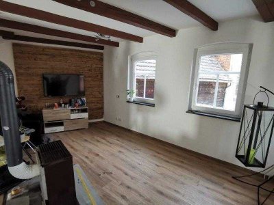 Modernisierte 1-Raum-Wohnung auf dem Land