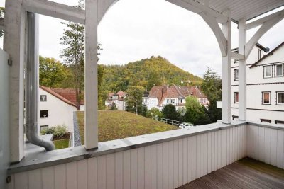 Beste Lage! Lichtdurchflutete 2-Zimmer-Wohnung mit 2 Balkonen und Carportstellplatz...