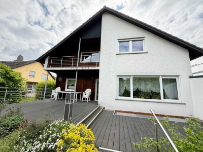 Großzügige Wohnung mit Terrasse und Garten