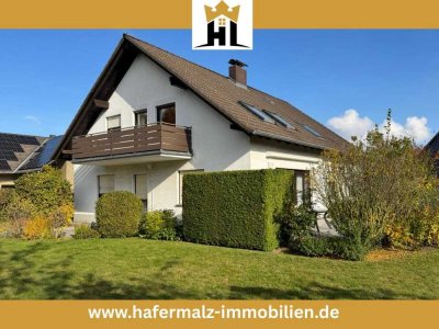 Zweifamilienhaus in Ohlhof – Ruhige Lage, hohe Wohnqualität!
