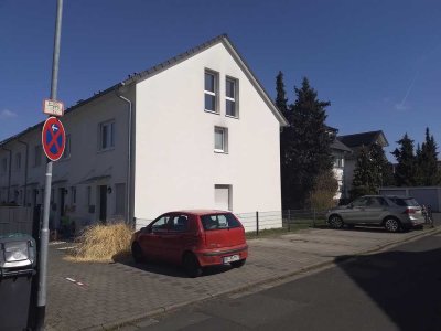 Reihenendhaus in Obertshausen mit Vollkeller Energieklasse A+