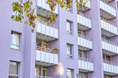 Pärchen oder WG´s aufgepasst! 'Kleine' 3-Zimmerwohnung mit modernem Bad und Balkon