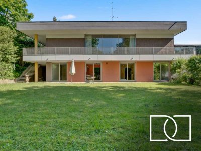 Großzügiges Einfamilienhaus im Bauhausstil mit traumhaftem Garten in Bayreuther Toplage