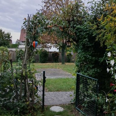 Sonnige 2 Zimmer Gartenwohnung am Luitpoldpark