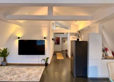 Einliegerwohnung in 230qm Penthouse WG