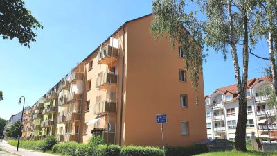 Renovierte 3-Raum-Wohnung mit Balkon in der Innenstadt