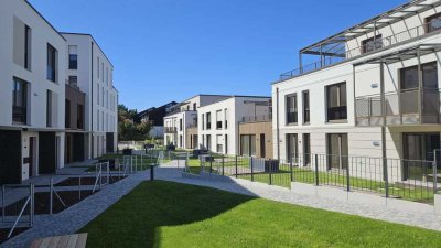 Bad Endorf  - Exklusive Eigentumswohnungen - Zentral, ruhig, barrierefrei mit Garten