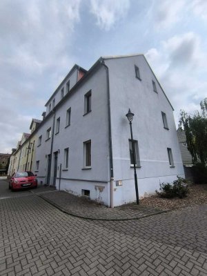 Mehrgenerationenhaus mit 3 Wohnungen in ruhiger Lage von Roßwein