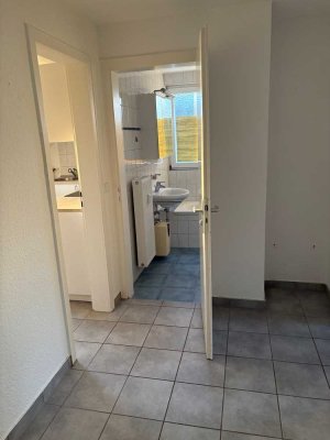 2-Zimmer DG-Wohnung zu vermieten!