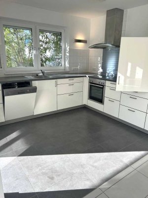 Erdgeschoss: 2,5-Zimmer, barrierefrei, helle & gepflegte - ideal für seniorengerechtes Wohnen