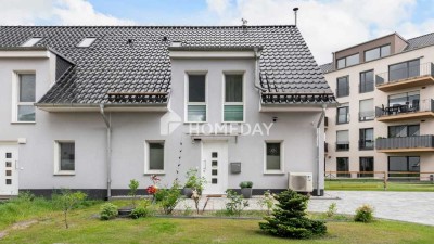 Ihr neues Zuhause: Neuwertige Doppelhaushälfte mit Energieklasse A+, 5 Zimmern, Garten & Garage