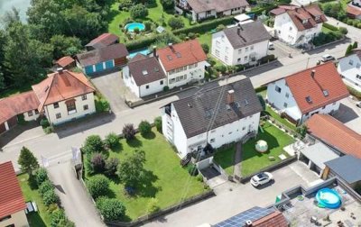 Selbstbezug oder tolle Kapitalanlage - 4-Zi. - Whg. DG mit Balkon & Gartenanteil-provisionsfrei