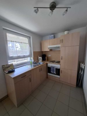 Pendlerwohnung: 1-Raum-Wohnung mit Terrasse und EBK in Walddorfhäslach