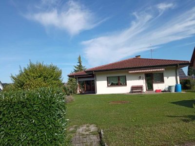 Ruhig gelegenes Einfamilienhaus in Feldrandlage, fußläufig zum Breitenauer See