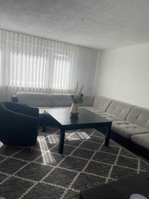 Schöne 4 Zimmer Wohnung