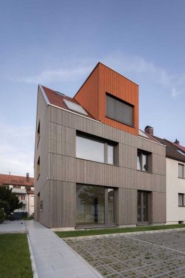 Geschmackvolle 3-Zi-Neubau-Wohnung mit geh. Innenausstattung in Friedrichshafen