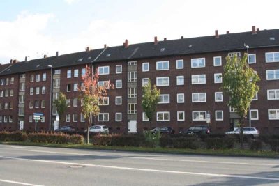 Möblierte 2,5-Zimmer-Wohnung in GE-City!