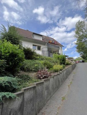 Gemütliche 3-Zimmer-Dachgeschosswohnung in ruhiger Lage mit Waldblick