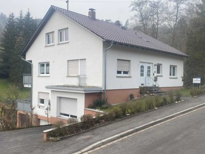 Mehrfamilienhaus mit großem Grundstück und angrenzendem Garten in Aglasterhausen OT Michelbach