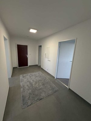 Erstbezug nach Sanierung : schöne 3-Zimmer-Wohnung in Mönchengladbach