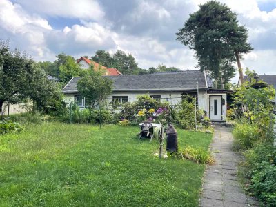 Sehr schönes Grundstück mit sanierungsbedürftigen Einfamilienhaus in Wildau - Waldsiedlung