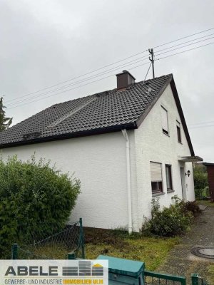 Ungeschminkt und ehrlich - Renovierungsbedürftiges 2 Familien Haus