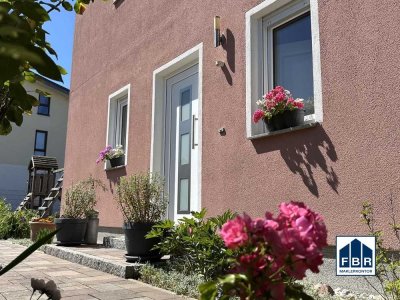 Familienfreundliches Eigenheim mit Garten und Carport in Neumühle