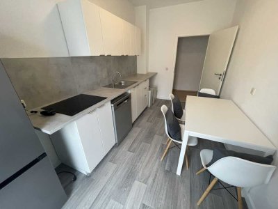 Sonnige und möblierte 3-Zimmer-Wohnung mit neuer Einbauküche in Magdeburg