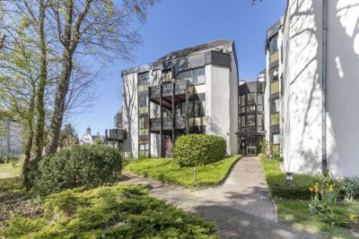 Sonnige 4-Zimmer Wohnung mit seitlichem Rheinblick und attraktivem Grundriss