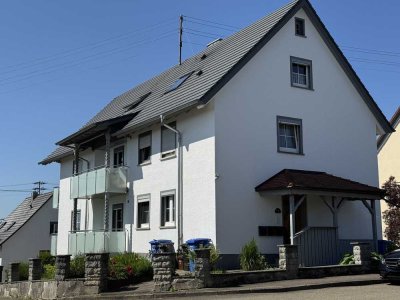 Gepflegtes, charmantes Mehrfamilienhaus mit Garten in Jagstzell