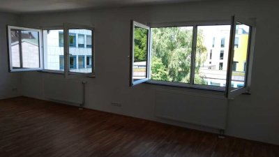 Geschmackvolle 3,5-Raum-Maisonette-Wohnung mit EBK große Südwest Terrasse  AC-Frankenberger Viertel