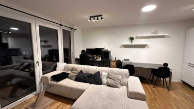 Luxuriöse 2-Zimmer-Wohnung im 4. OG mit Balkon in Böblingen