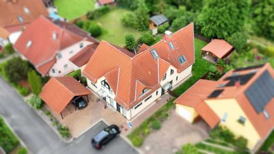 Moderne Arche: Flexibles Wohn- & Geschäftshaus mit 273 m² in besonderer Architektur