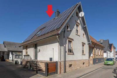 Modernisiertes Einfamilienhaus mit Terrasse und Garage in Stutensee-Spöck