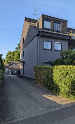 Schöne 3 Zimmer Wohnung in Siegburg Stallberg