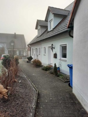 schöne DHH für Familien oder Personen mit Platzbedarf