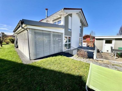 DURACH/Allgäu - ideale DHH für die Familie, mit Kaminofen, FB-Heizung, Wintergarten, 2 Bäder uvm.