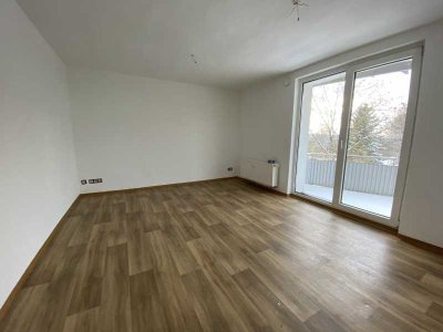 Großzügige 2-Raum-Wohnung mit Balkon