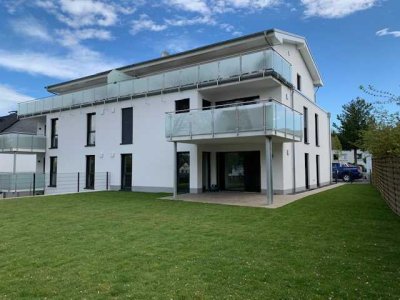 Top-Lage: ruhige, moderne 3- Zimmer-Wohnung mit großer 20 qm-Terrasse